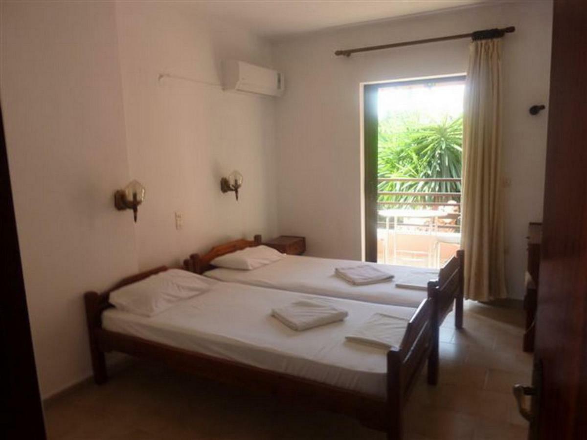 Stathis Apartments Dassia  Luaran gambar